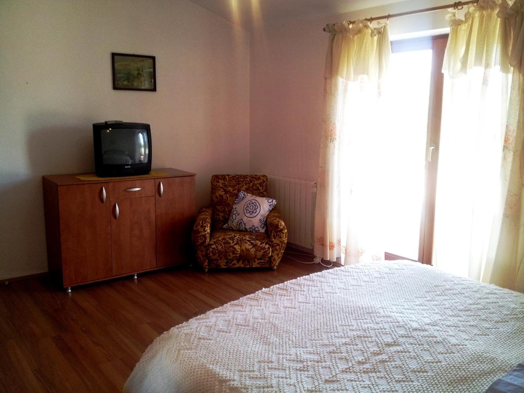 Apartments And Rooms Suzana Kršan Exterior foto